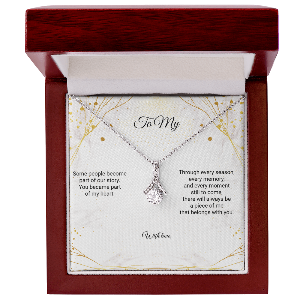 Personalized To My Mom Alluring Beauty Necklace – A Gift From the Heart